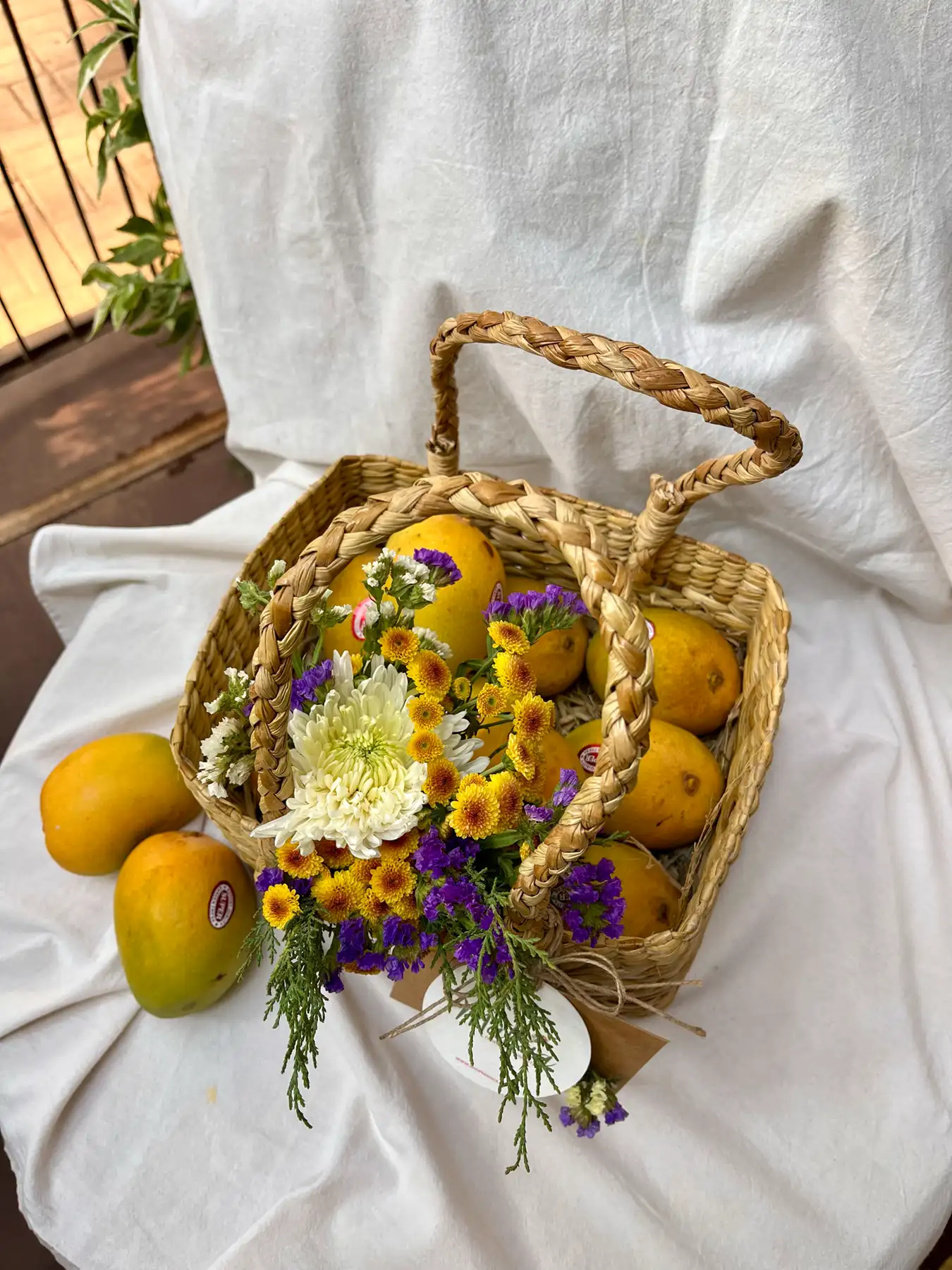 Mango Kona Basket - Image 3