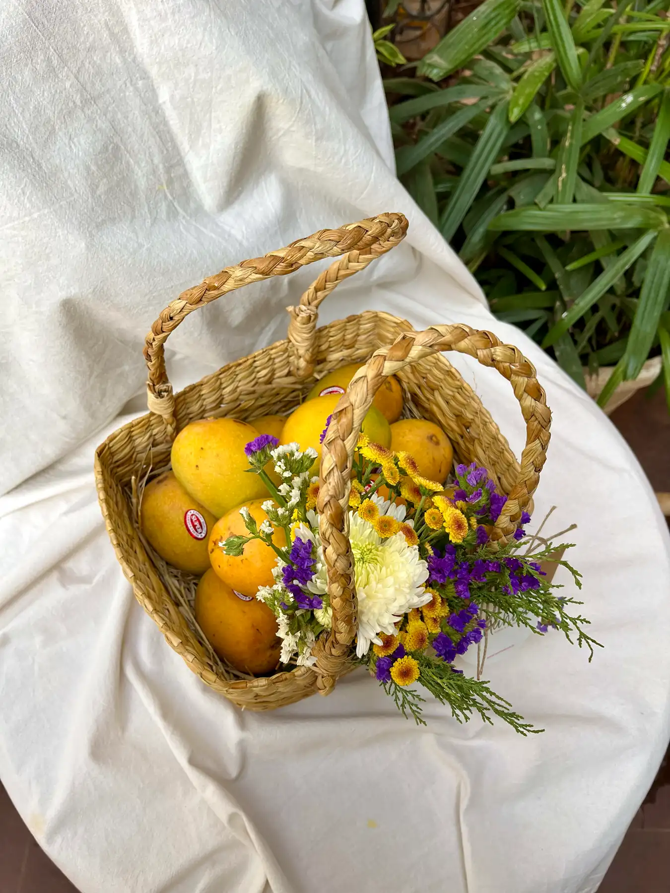 Mango Kona Basket - Image 2