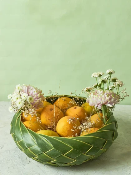 Classic Mango Basket