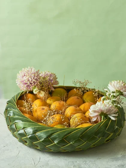 Grand Mango Basket