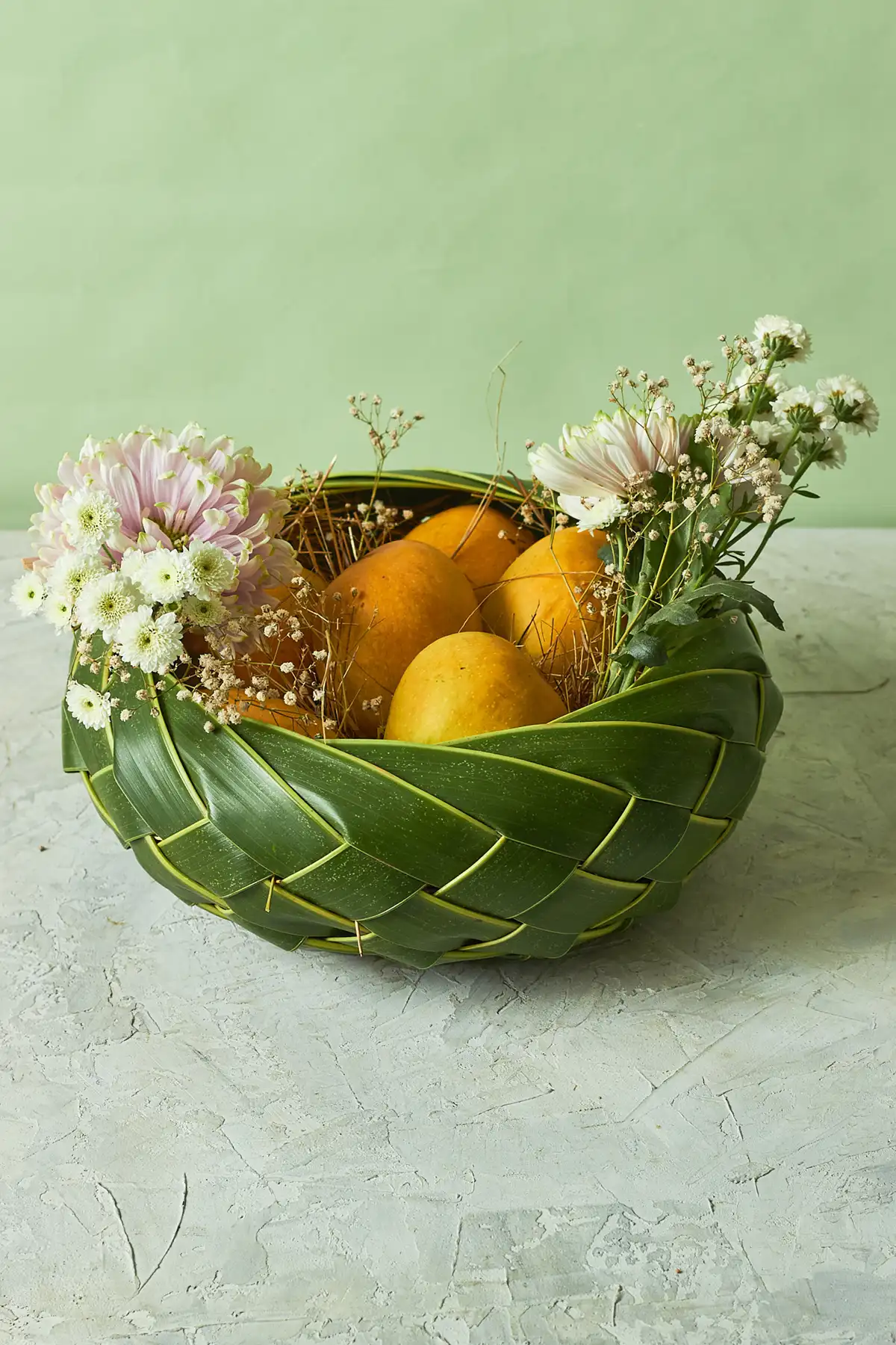 Petite Mango Basket